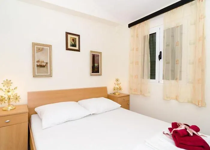 Apartman Paula - With Terrace And Sea View *